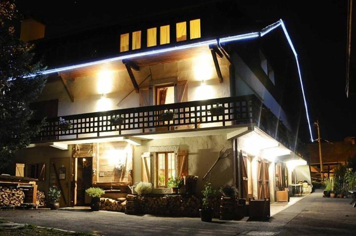 La Ferme D Emilienne Panzió Sallanches Kültér fotó